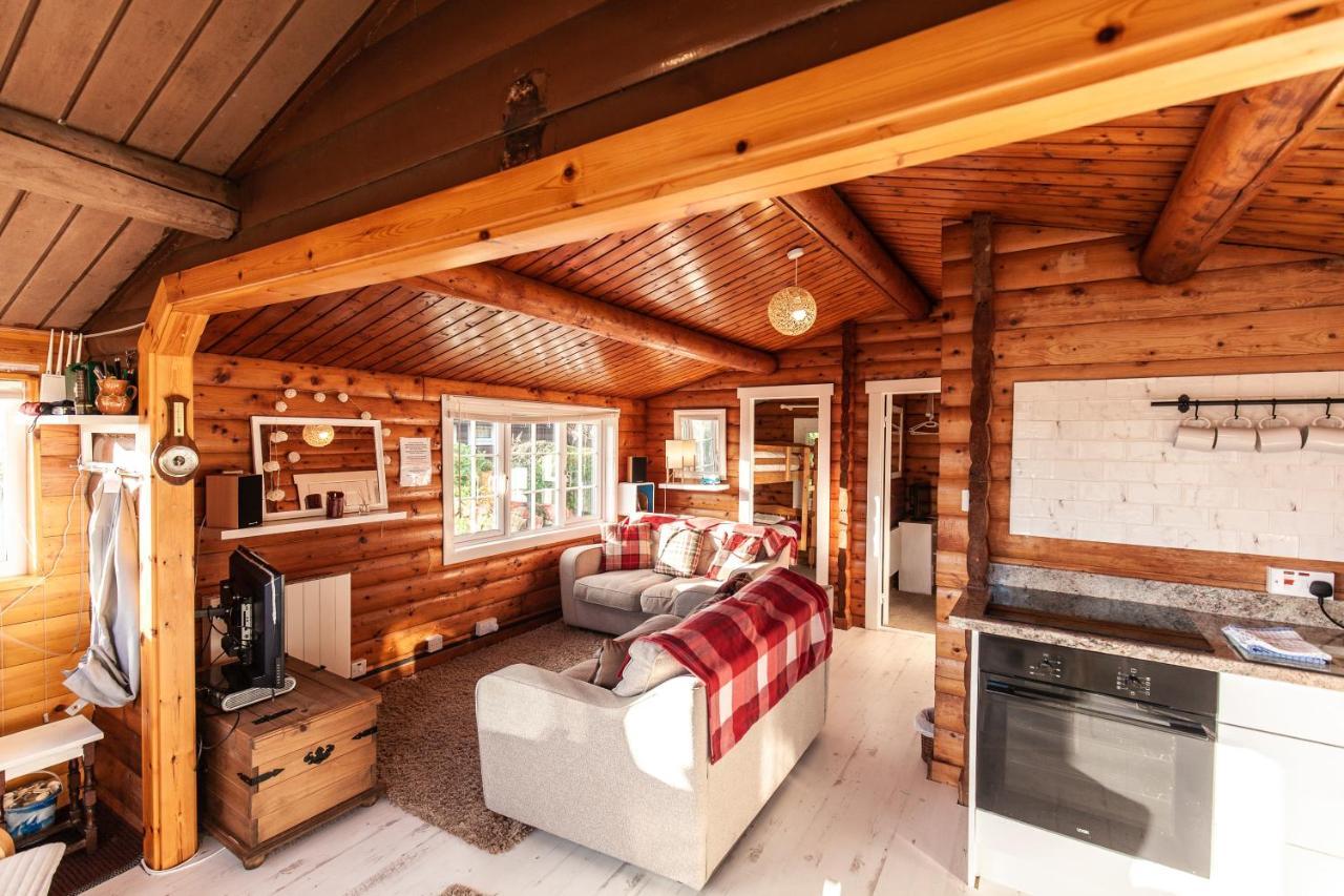 Welsh Retreat 2 Bedroom Log Cabin - Seren Property Trawsfynydd Экстерьер фото